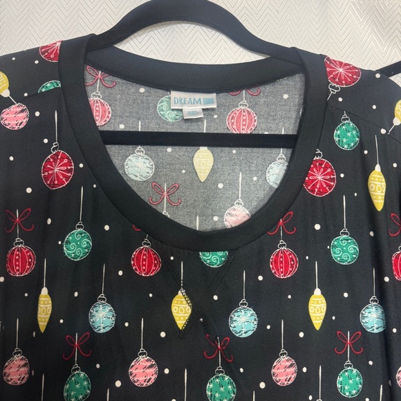 LuLaRoe Asher Long Sleeve Lounge Set Size 2X - Picture 5 of 8